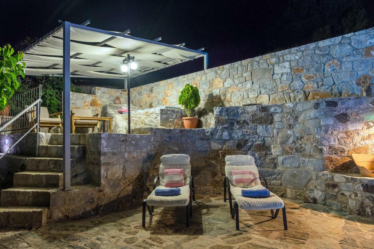 Stone Built Villa Galatia, Poolside & Perfect View Karész Kültér fotó